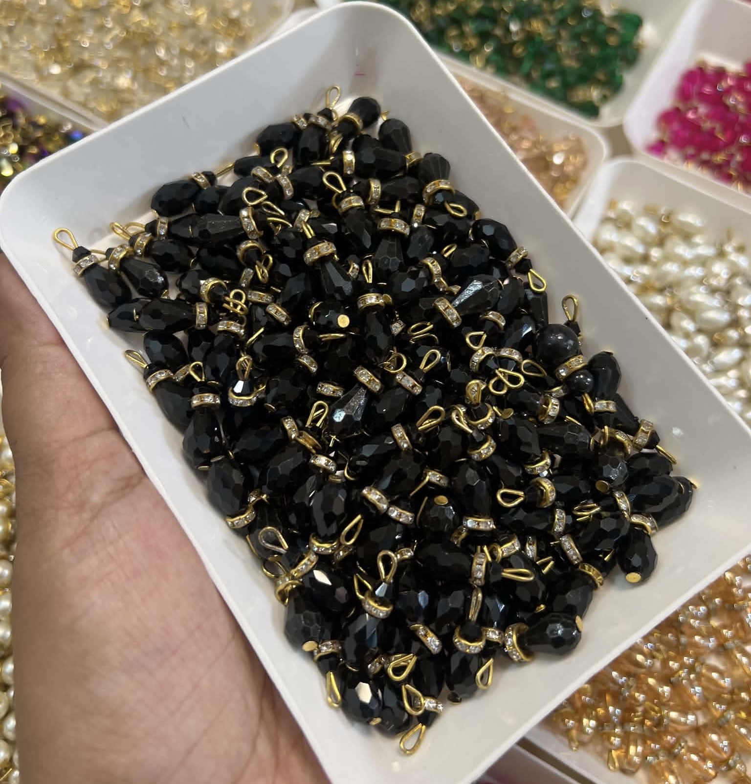 Crystal Tarsel Black  10 pcs