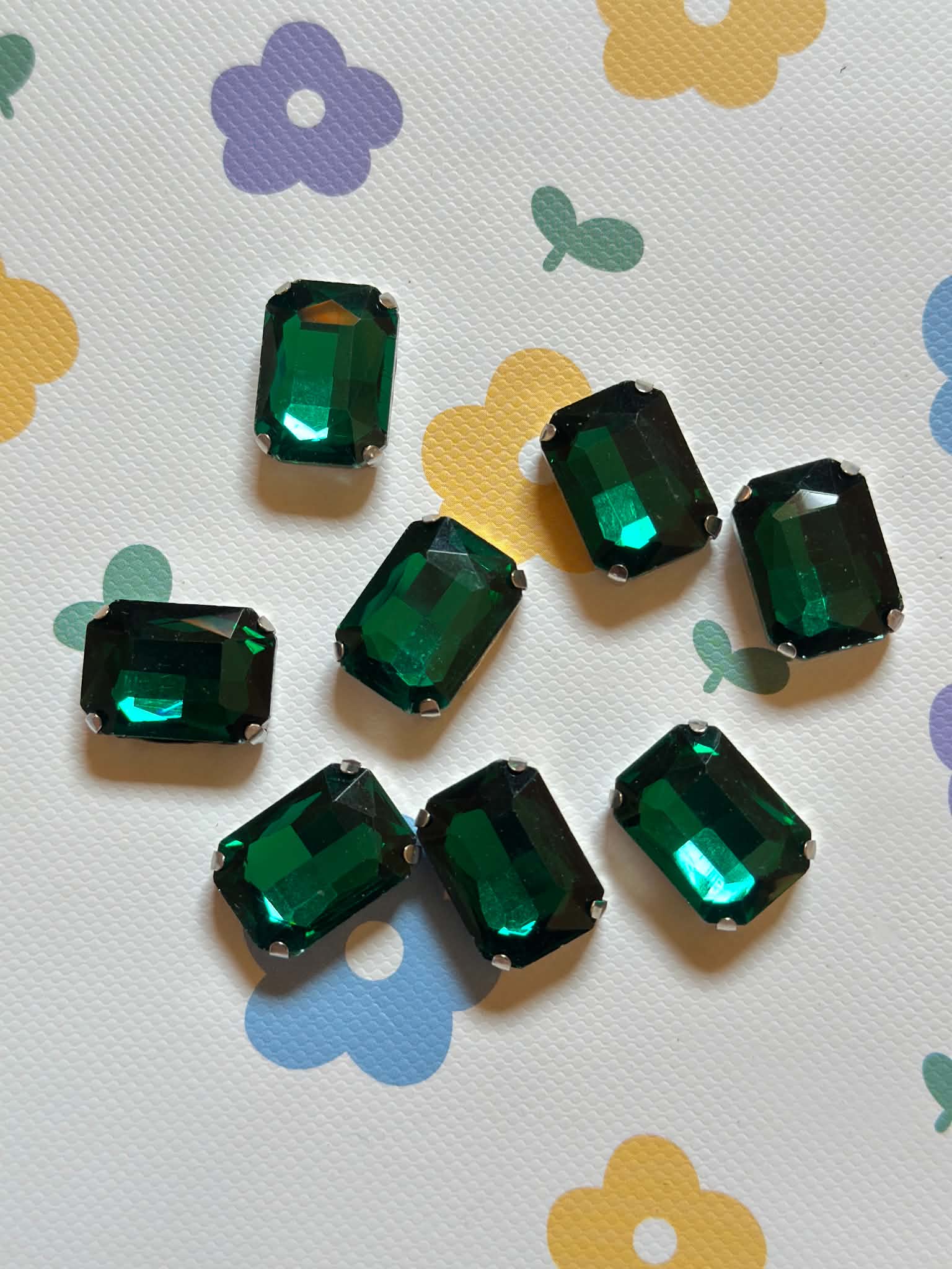 Stone bottle green  1 pcs