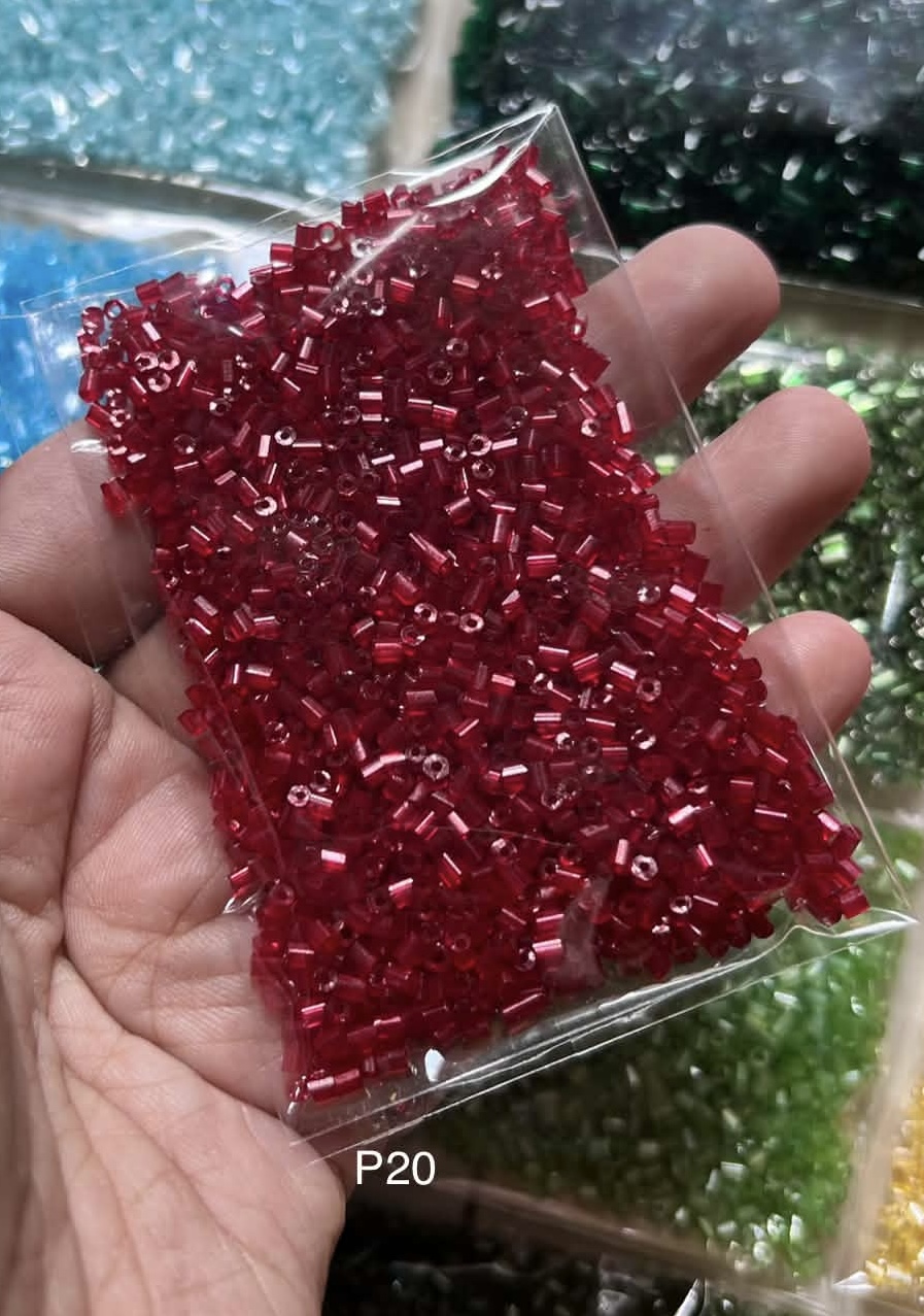 Maroon pipe P20