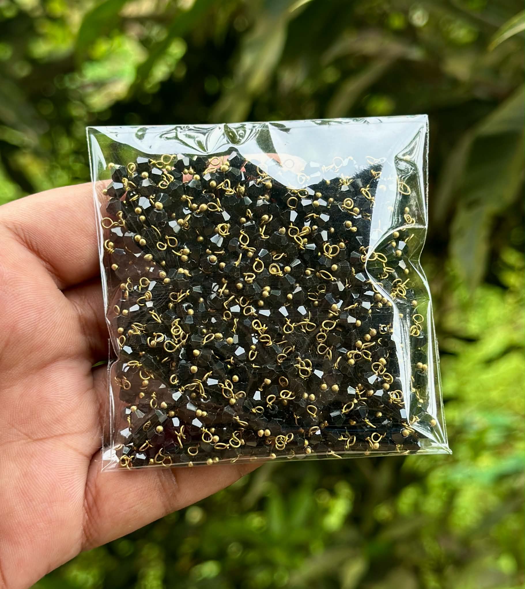 Gajra Dana Black